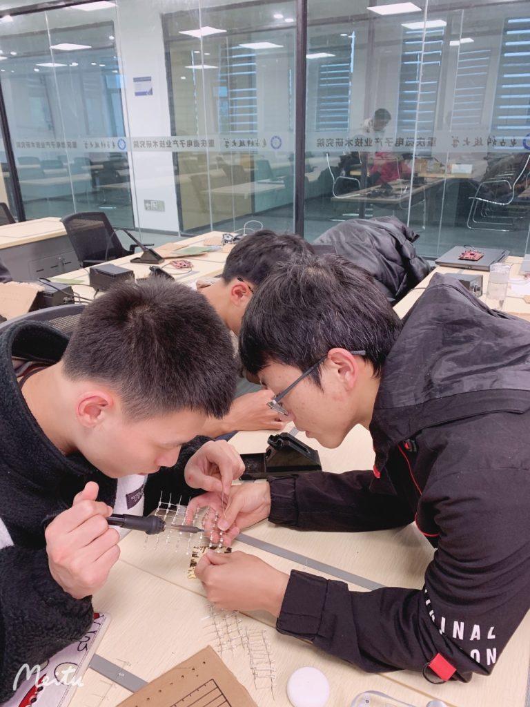 大发28少年学让每位同砚都能做出FPGA智能产品